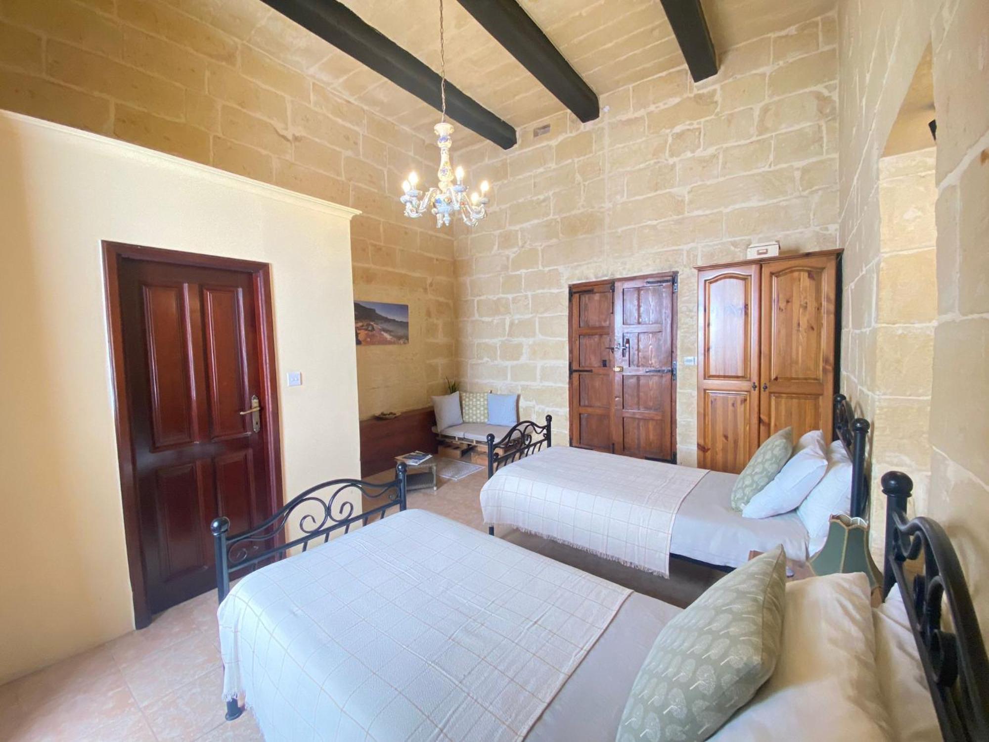 A La Maison B&B Xagħra Εξωτερικό φωτογραφία