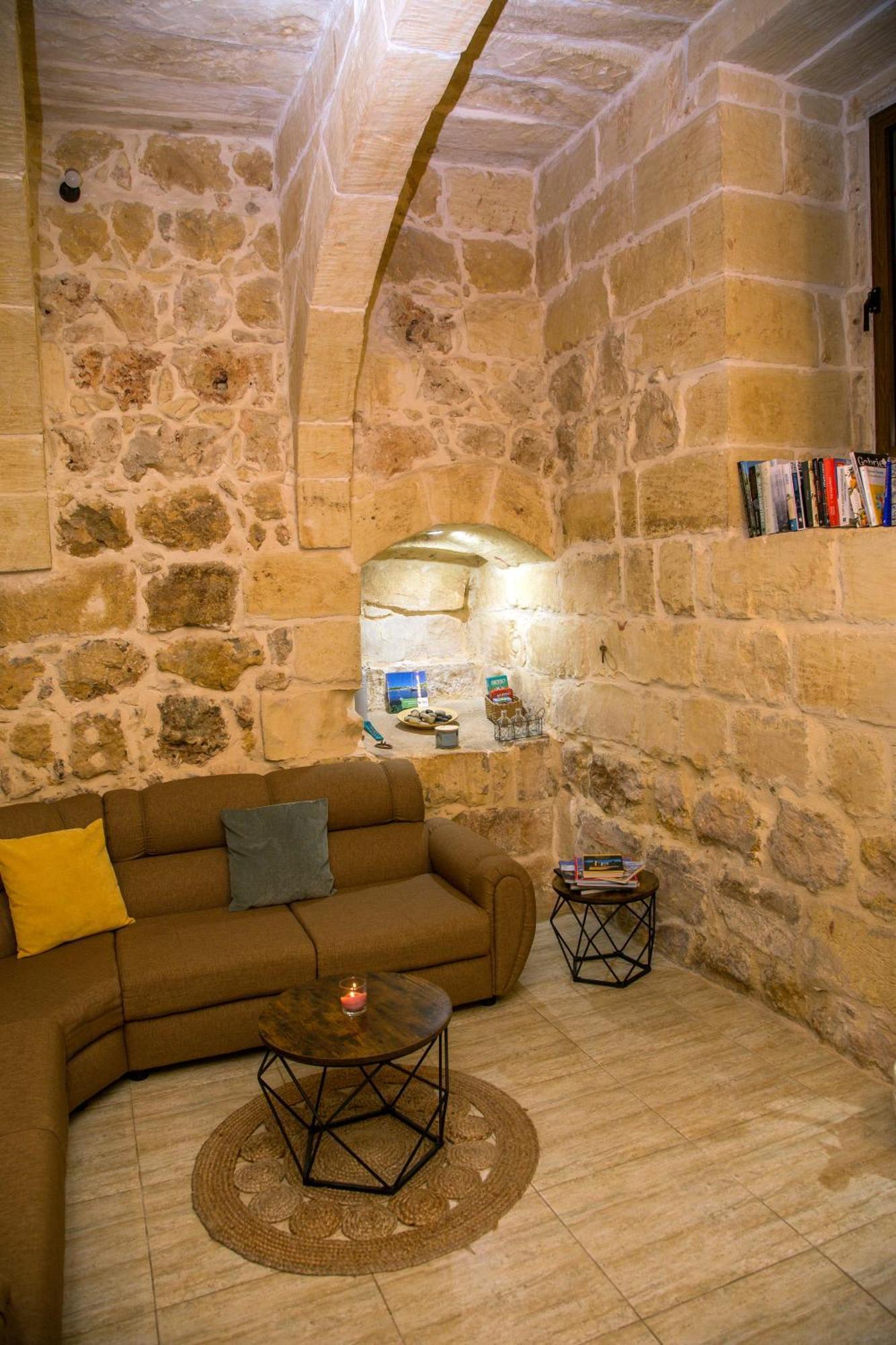 A La Maison B&B Xagħra Εξωτερικό φωτογραφία